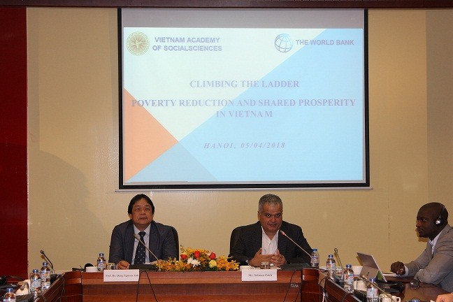 Prof.Dr. Dang Nguyen Anh and Mr. Salman Zaidi chaired the seminar
