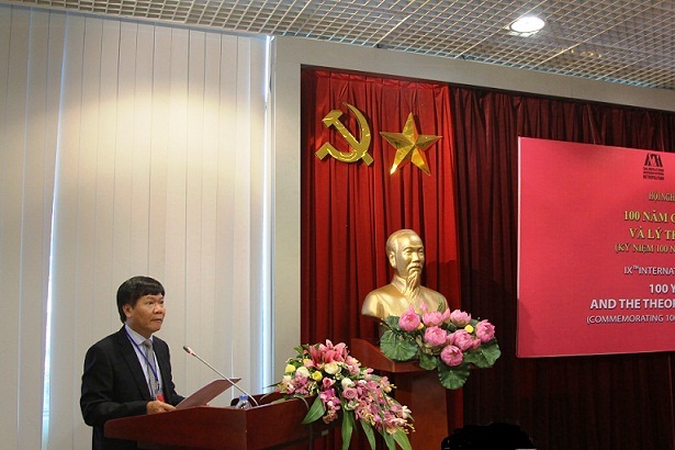  President of the Academy - Prof. Dr. Nguyen Quang Thuan<br>made the opening speech at the workshop