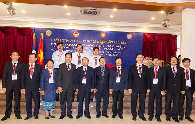 The Leaders of the delegation and leaders of Binh Thuan Province took a photo at the Workshop.