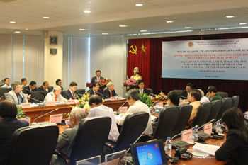 Prof. Dr. Nguyen Xuan Thang, Member of the Central Committee of the Communist Party of Vietnam, President of   VASS  was having the opening speech