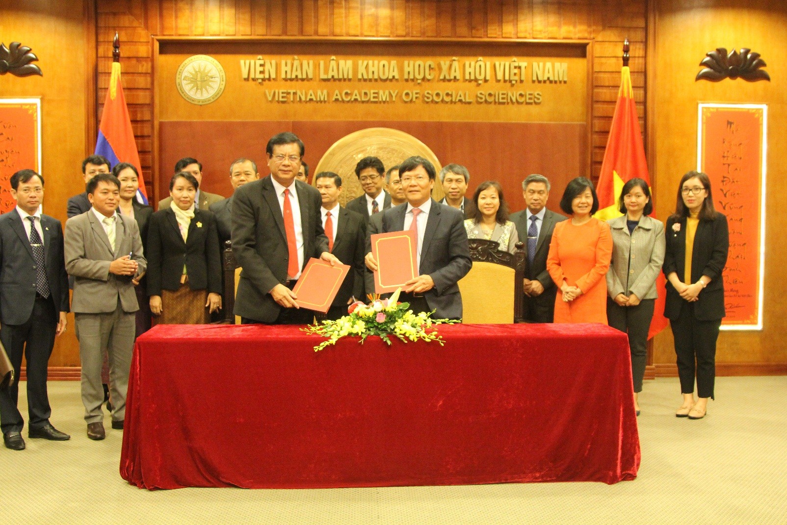 Panoramic of the signing ceremony of the cooperation agreement